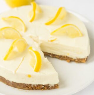 Lemon crunch cheesecake is a delicious no bake cheesecake recipe. It’s simple, low cost and easy to make. With an amazing zingy refreshing lemon flavour all it requires is a bit of time to set in your fridge.