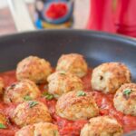 You'll love this delicious baked turkey meatballs in tomato and chilli sauce recipe. Not only is lean turkey mince often cheaper than beef, but baking instead of frying these turkey meatballs makes them a much healthier alternative too. This super easy quick healthy meal for four can be on the table in just one hour!