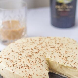 This mouthwatering Baileys chocolate cheesecake has a layer of chocolate ganache on top of the biscuit base giving a taste of even more luxury to an already decadent creamy dessert.