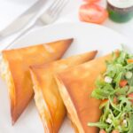 Tomato basil mozzarella filo parcels are a delicious healthier version of empanadas. All the classic flavours you would expect from a tomato basil mozzarella empanada but with less calories and fat!