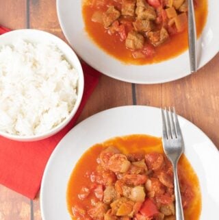 One pot chorizo and lamb stew is a comforting, delicious and easy to make hearty family meal. This Mediterranean style casserole is simply packed with flavour and is perfect served with rice or crusty bread.