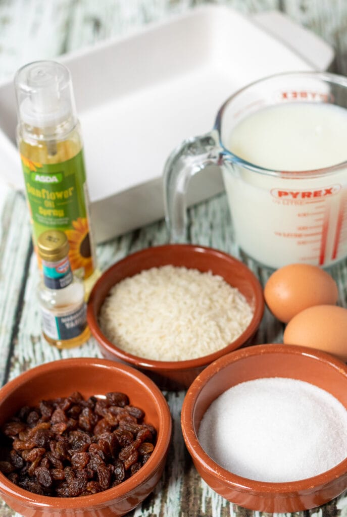Best baked rice pudding ingredients.